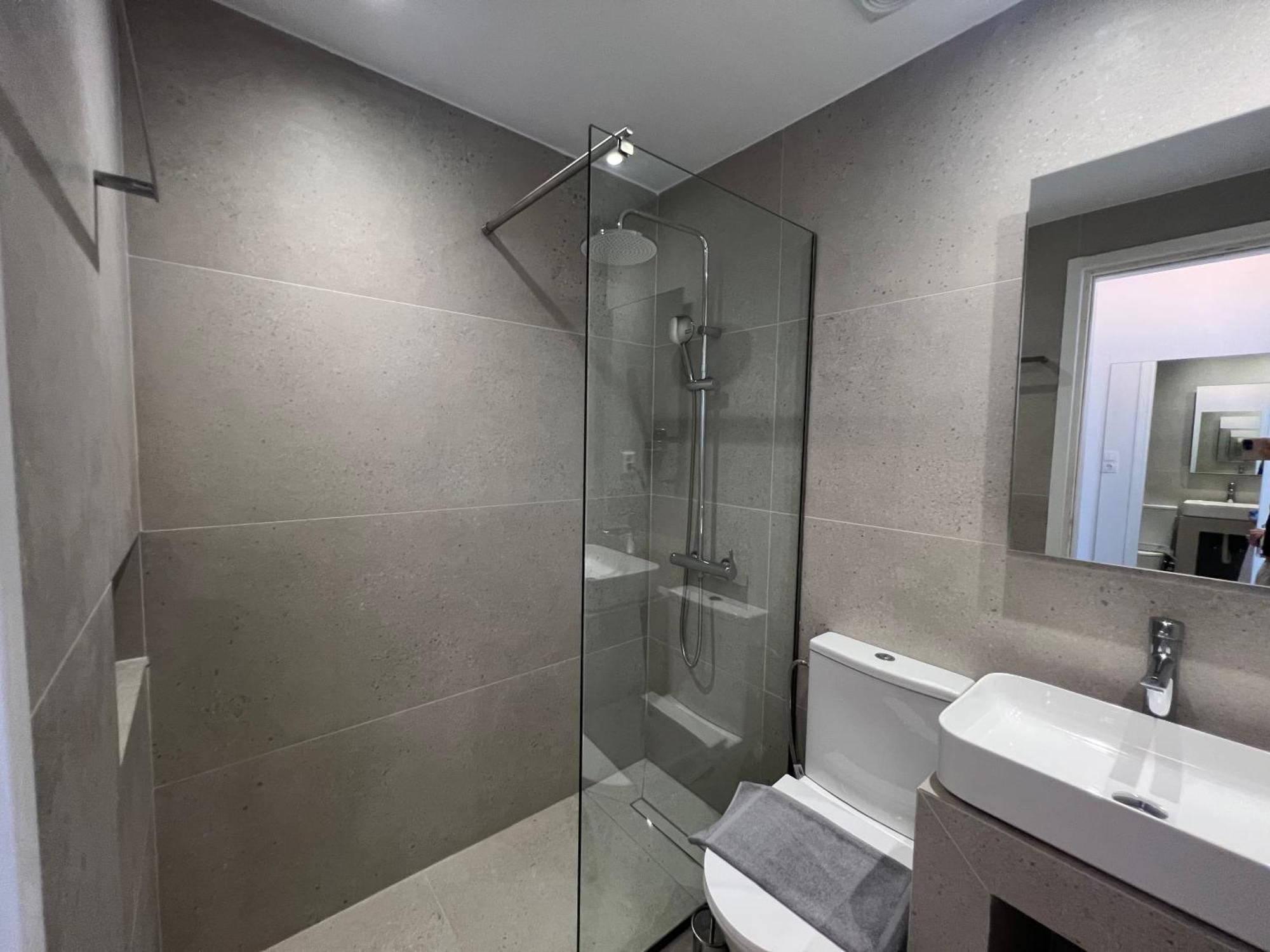 Yaleena Residences Drios Exterior photo
