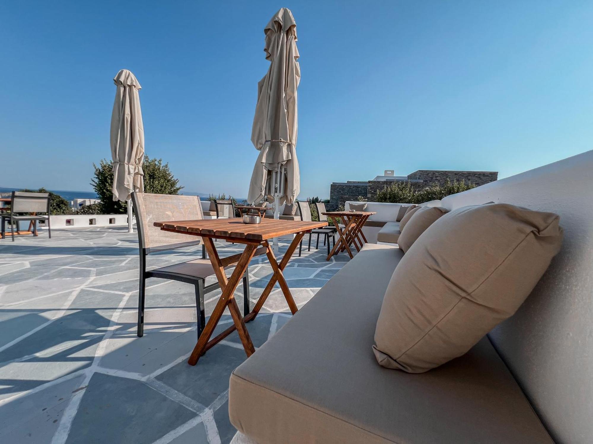 Yaleena Residences Drios Exterior photo
