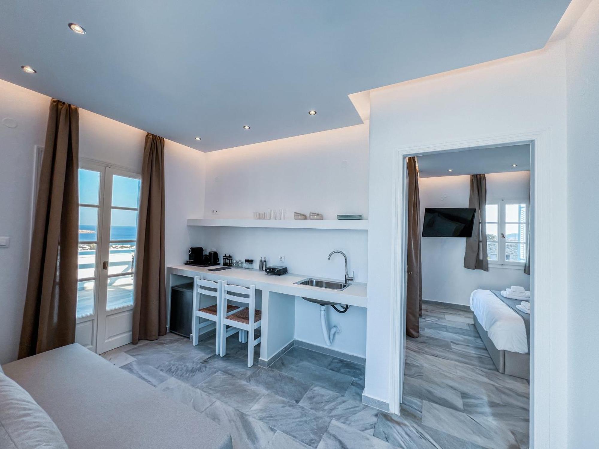 Yaleena Residences Drios Exterior photo